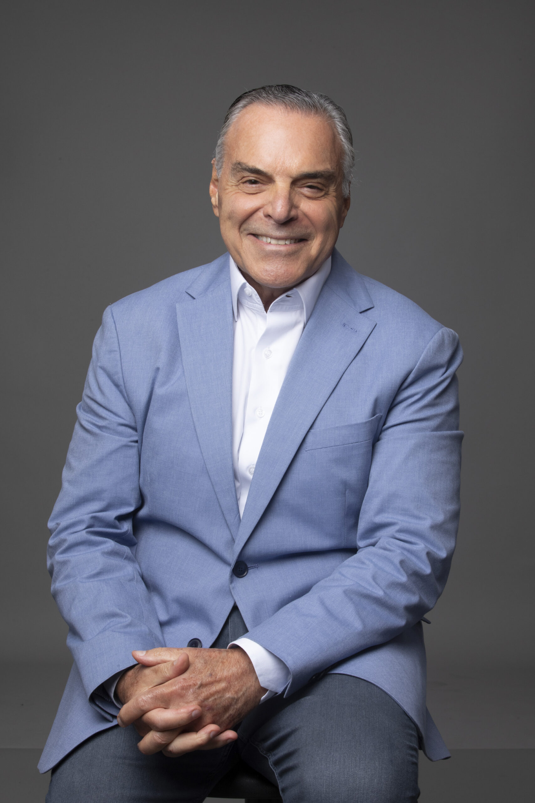 Dr. Antonio Sproesser